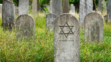 Il funerale ebraico: quali sono le tradizioni e le caratteristiche